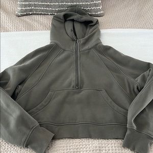 Lululemon half zip scuba